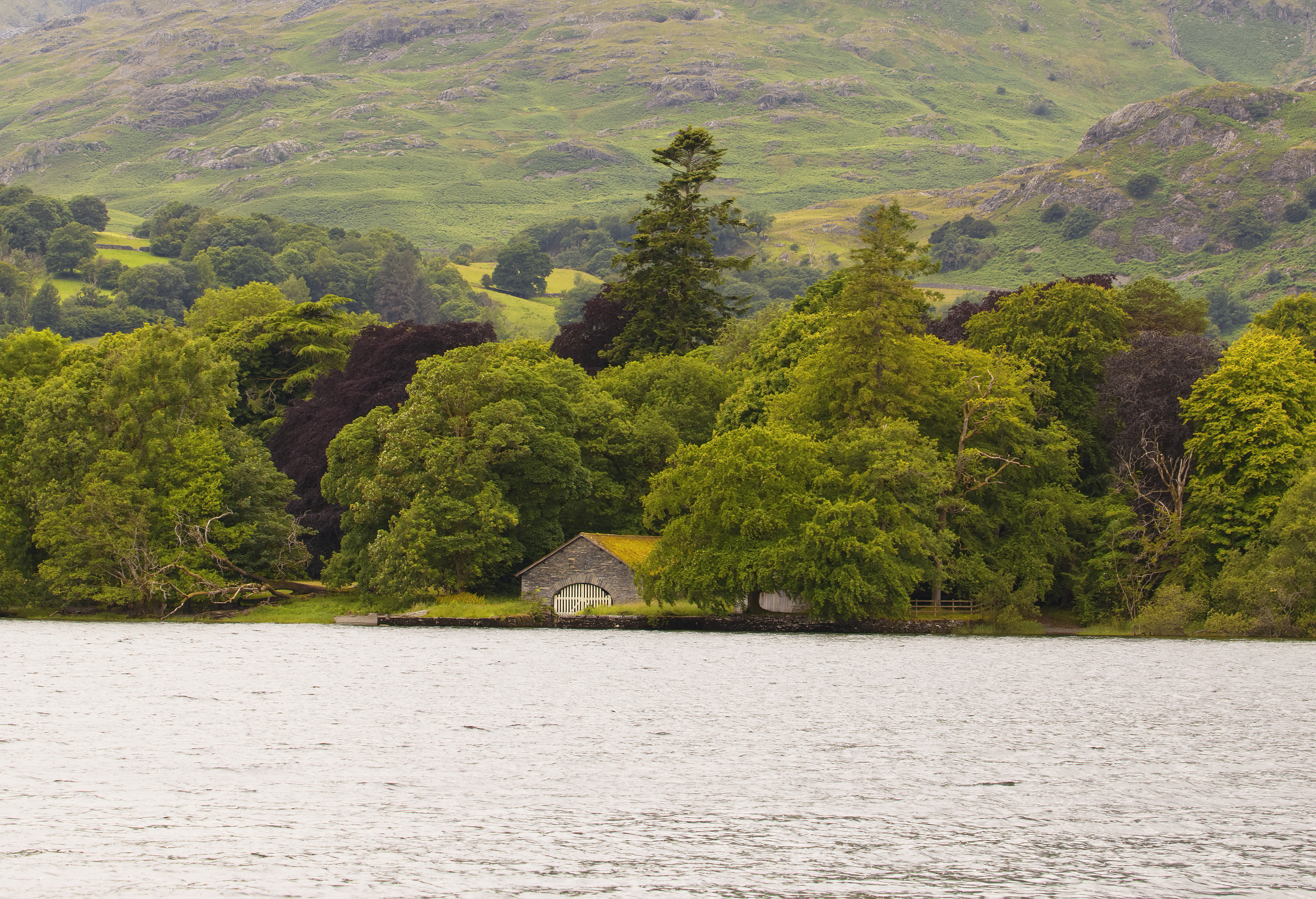 Boat-House-squashed-110738-280625.jpg